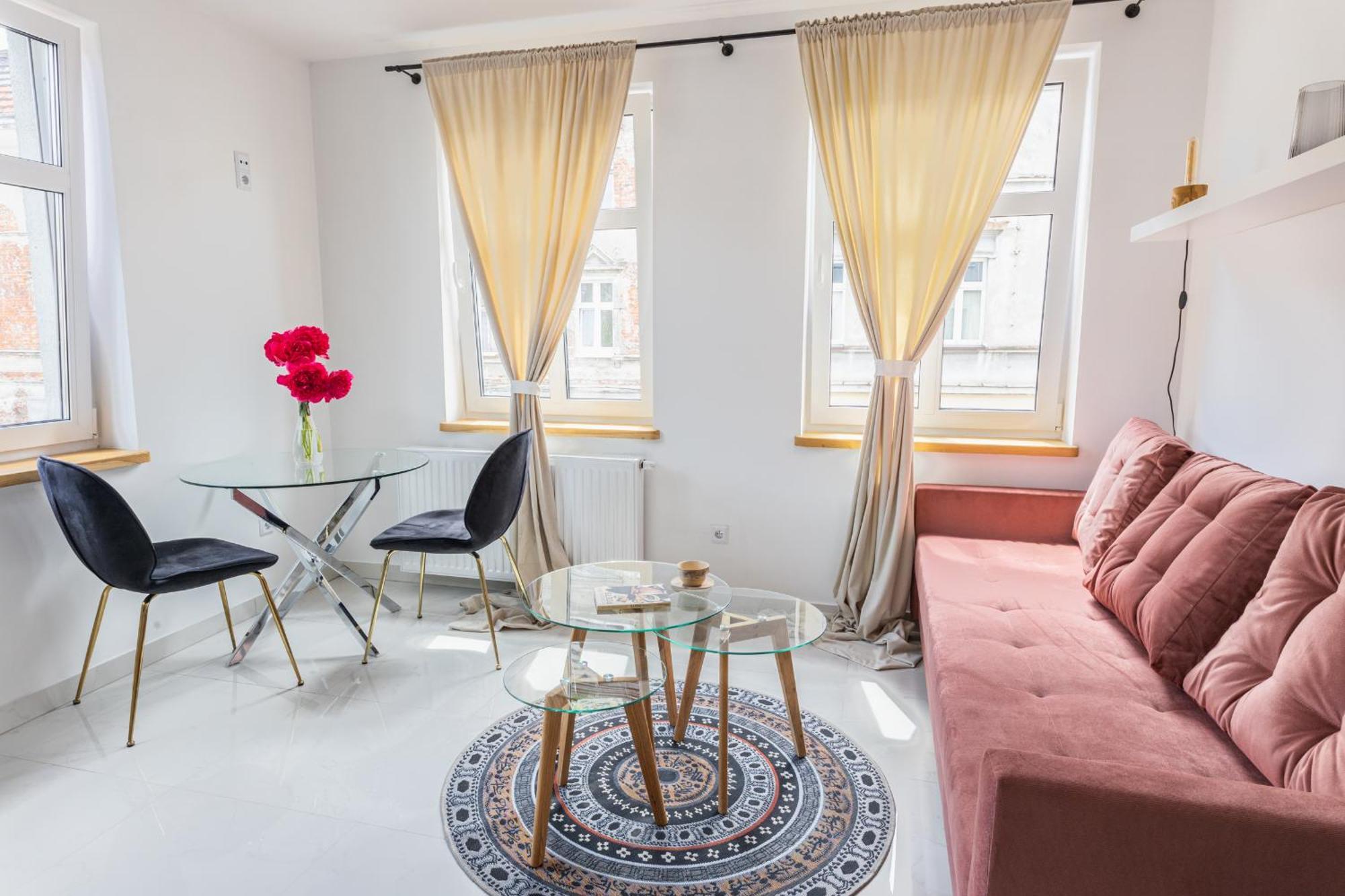 Moveen! Wynajem Apartamentow We Wroclawiu! 10 Minut Od Centrum Exterior photo